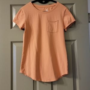 Alpha Forward Pocket Scoop T - Peach